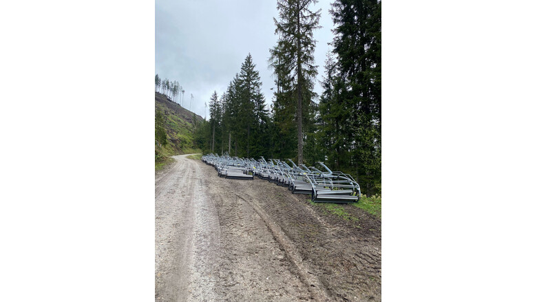 Die alten Sessel der Sonneckbahn | © Gerhard Baier